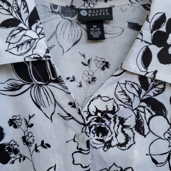 Maggie Barnes Black & White Floral Top Blouse 3X - Picture 4 of 8